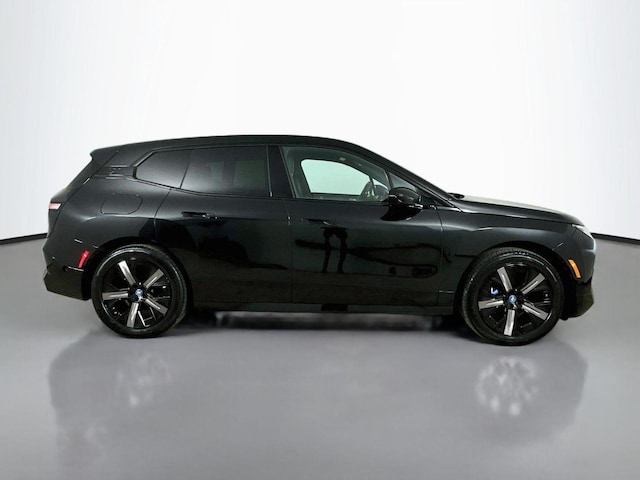 2024 BMW iX