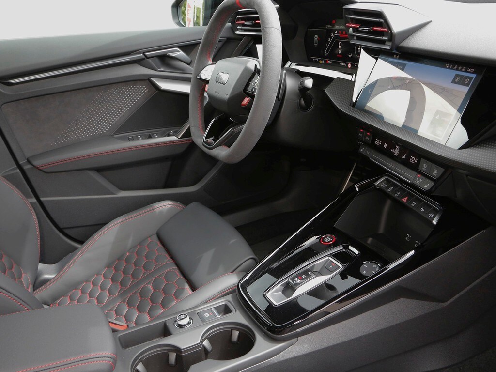 Image about Audi RS 3 Limousine TFSI quattro S tronic