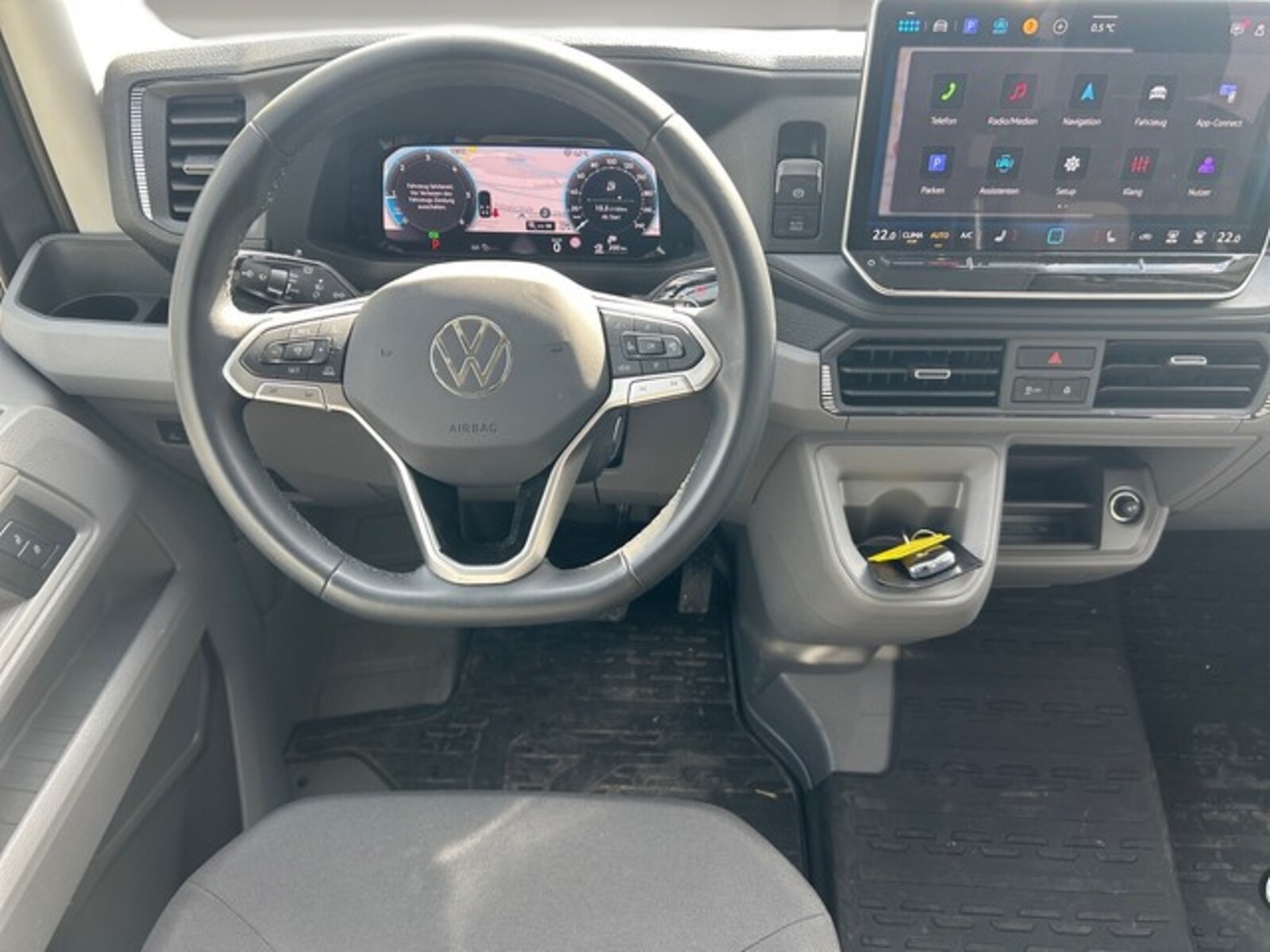 Volkswagen Crafter Kasten mittlerer Radstand – Bild 12