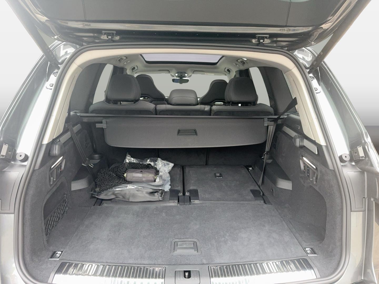 Bild über Audi Q7 SUV TDI quattro 220 kW tiptronic - für weitere Informationen kontaktieren Sie den Audi Partner