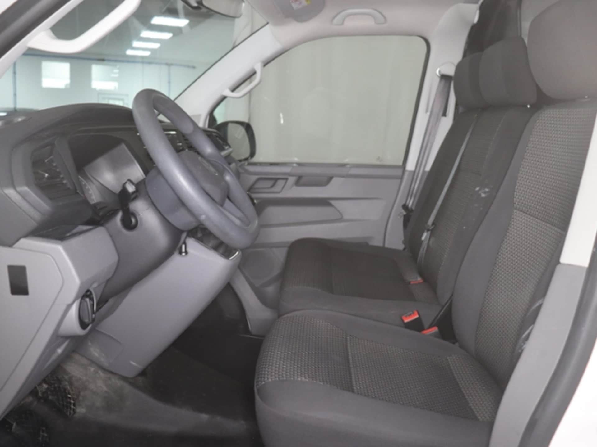 Volkswagen T6.1 Transporter Kasten kurzer Radstand