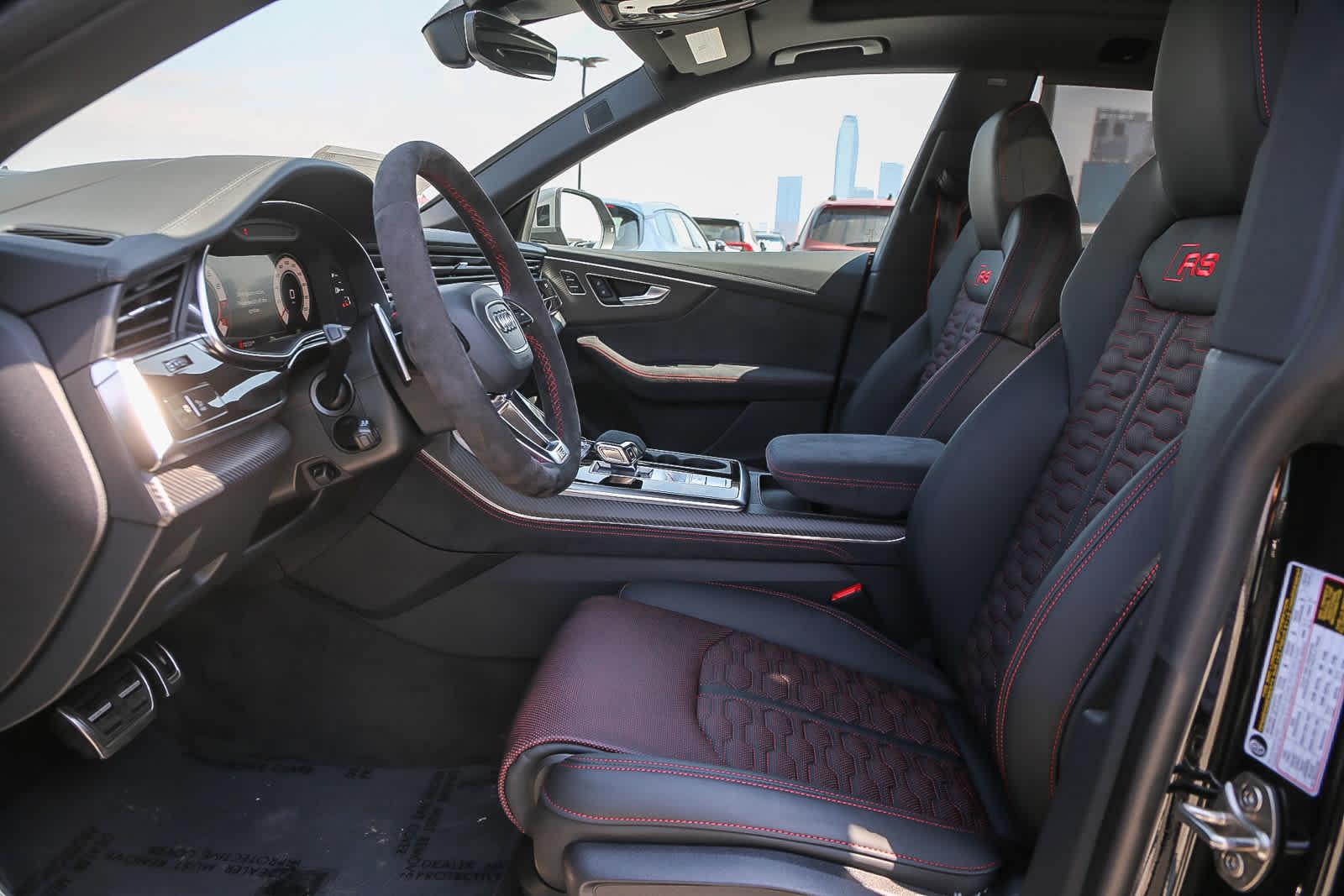 2025 Audi RS Q8 Base - Photo 20