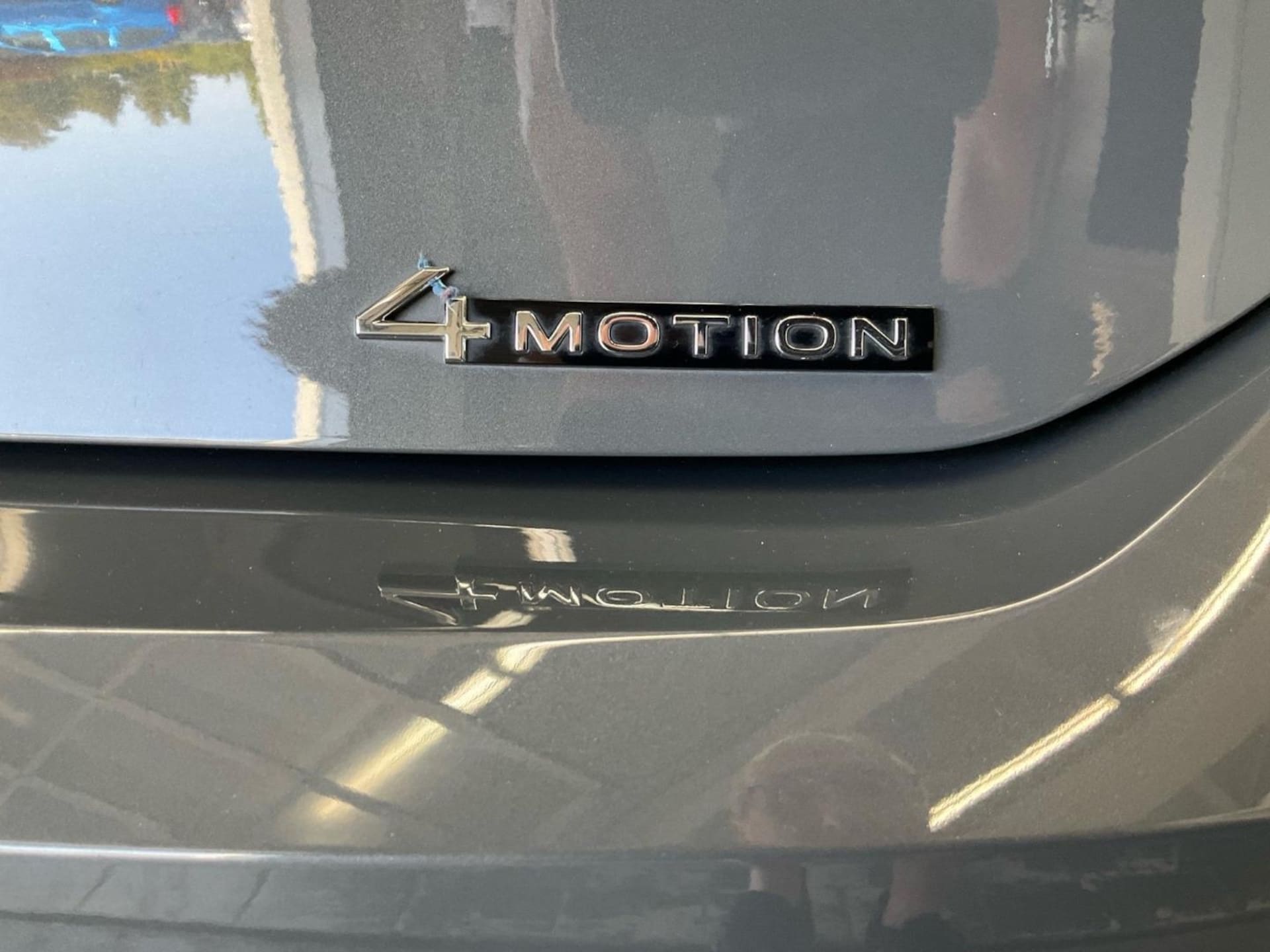 Volkswagen Golf R-Line