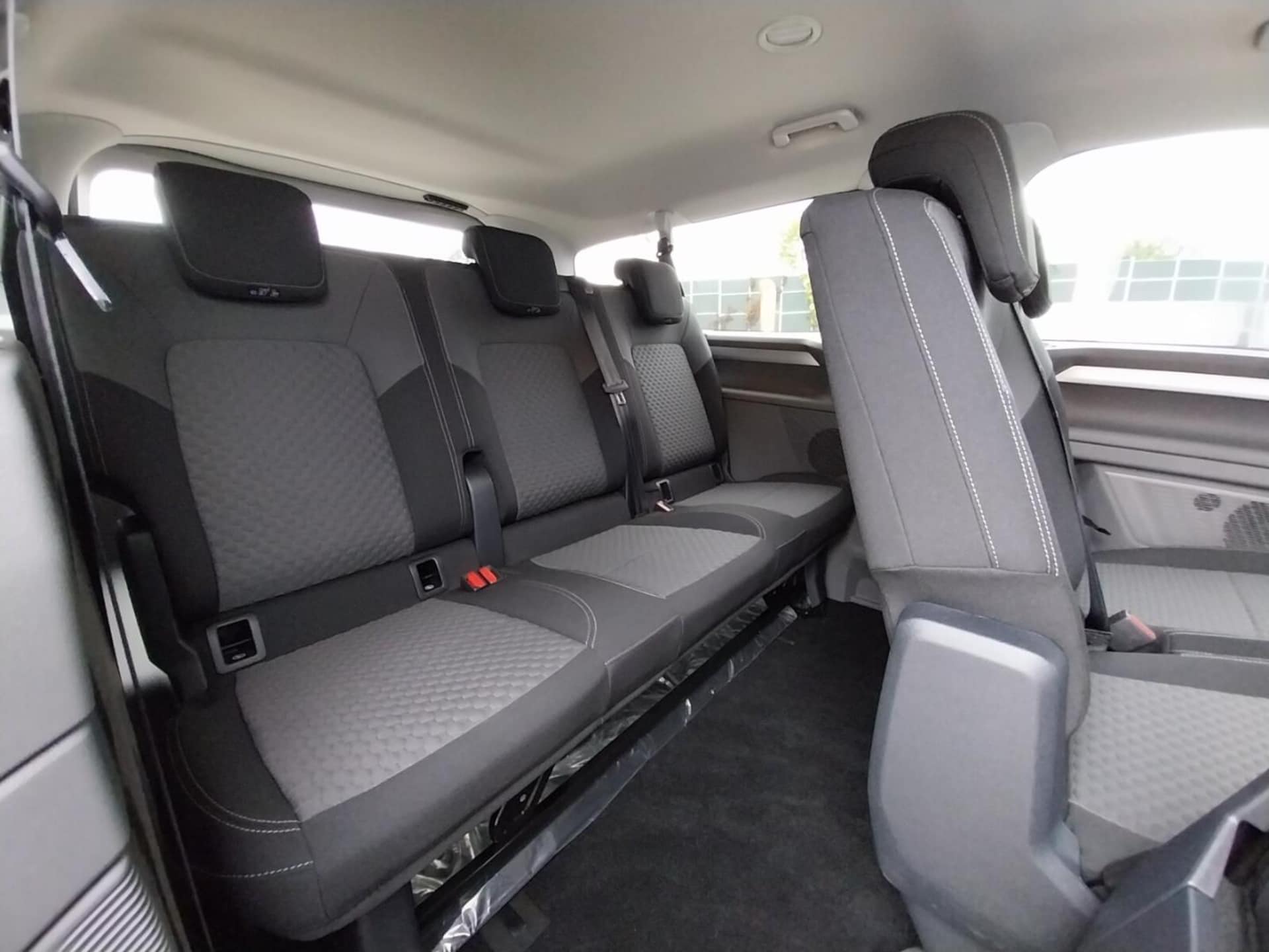 Volkswagen Caravelle długi roztaw osi Life