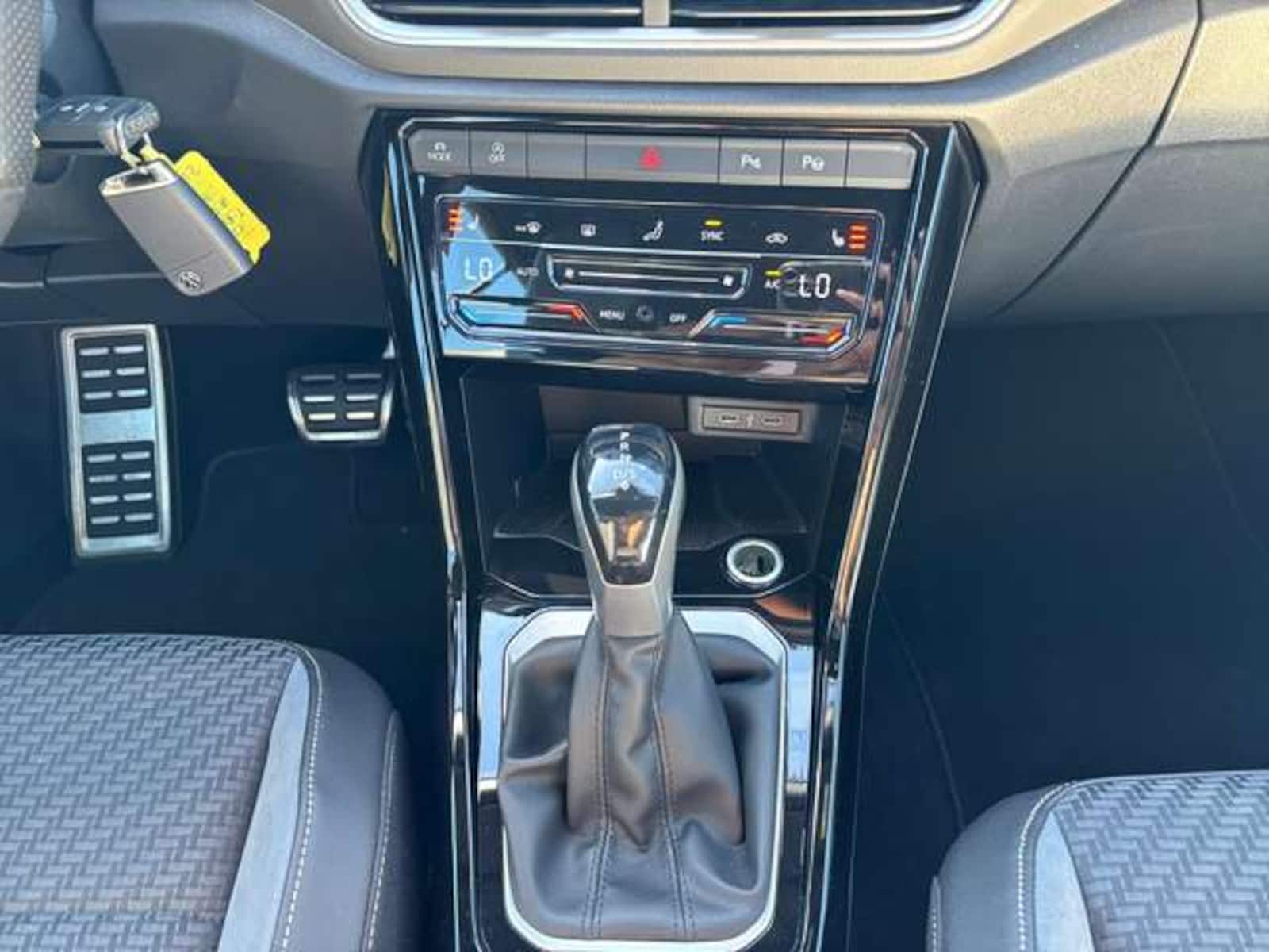 Volkswagen T-Roc Cabriolet – Bild 15