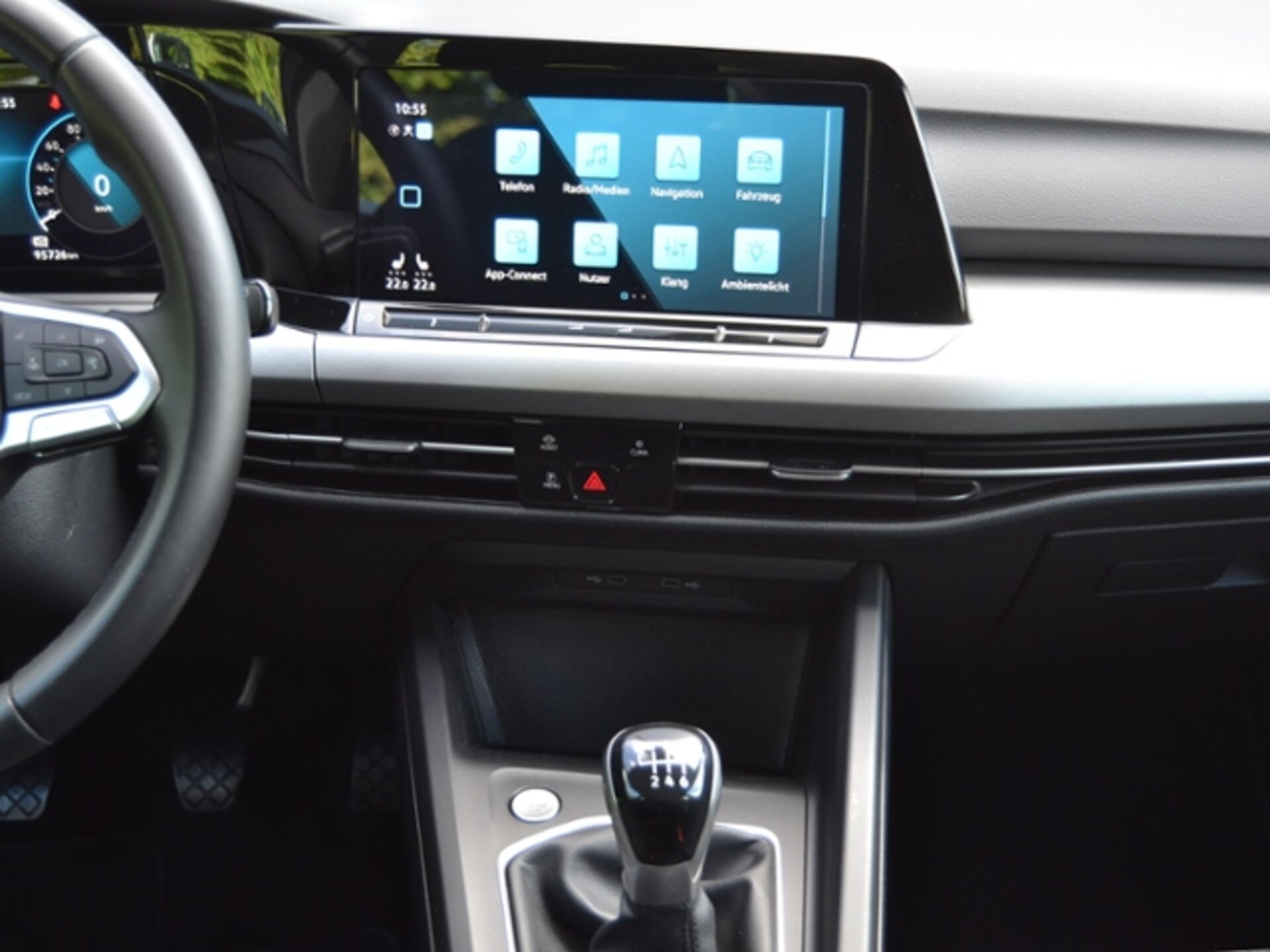 Volkswagen Golf Variant Life