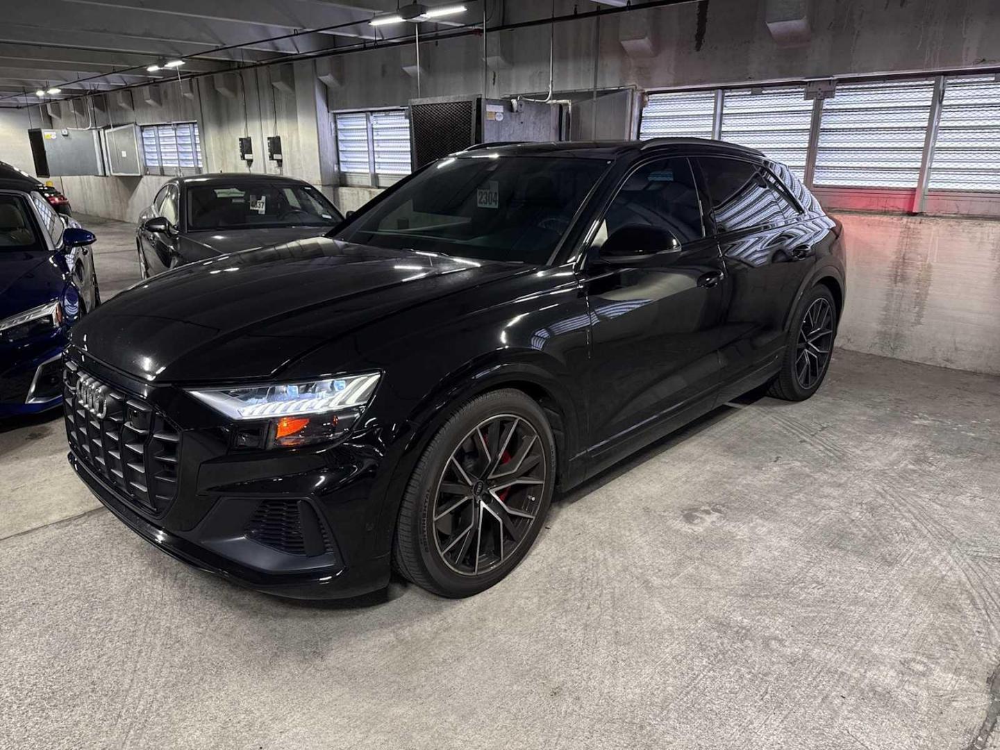2023 Audi SQ8 Premium Plus's photo