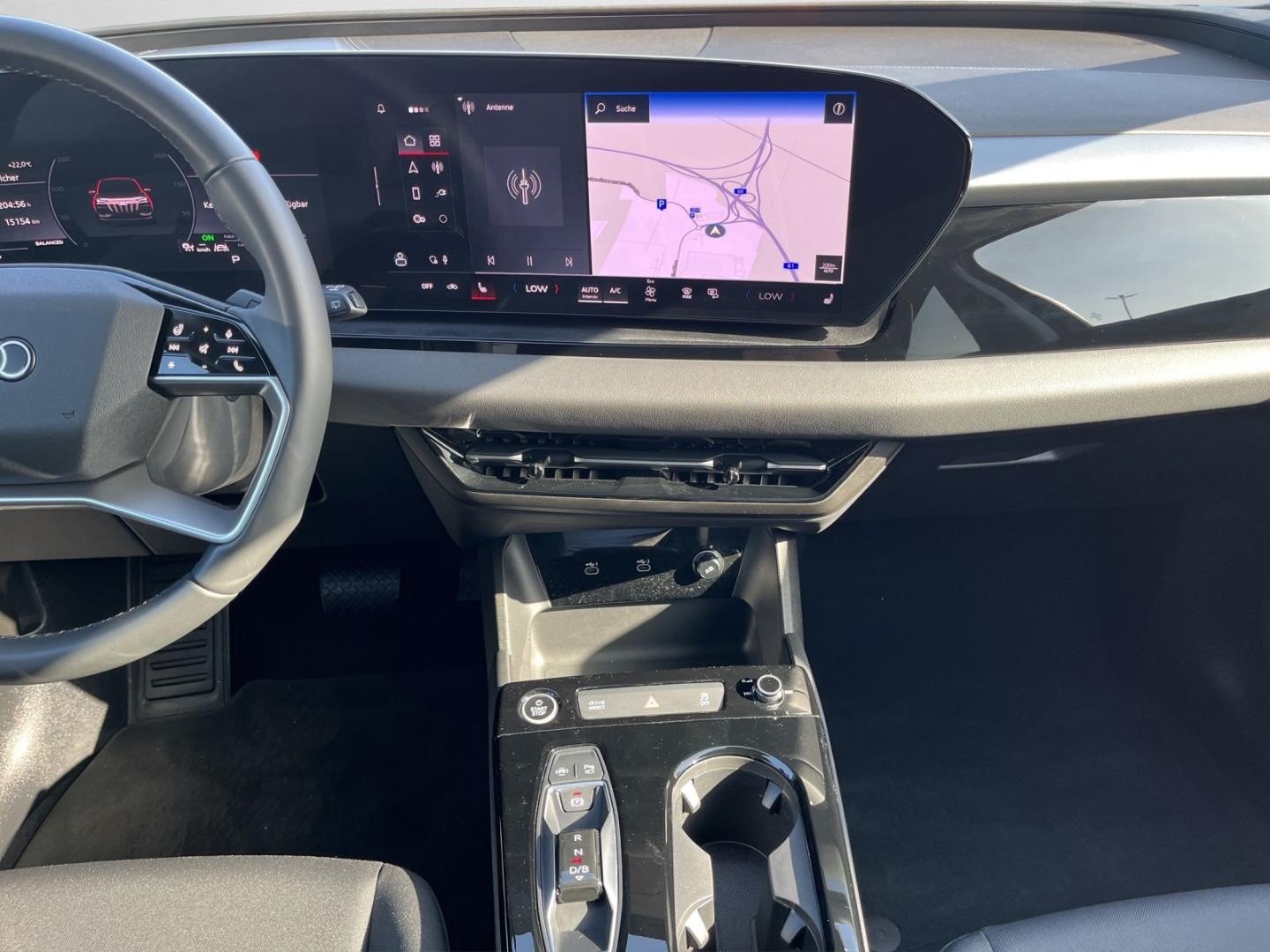Bild über Audi Q6 SUV e-tron e-tron performance - für weitere Informationen kontaktieren Sie den Audi Partner