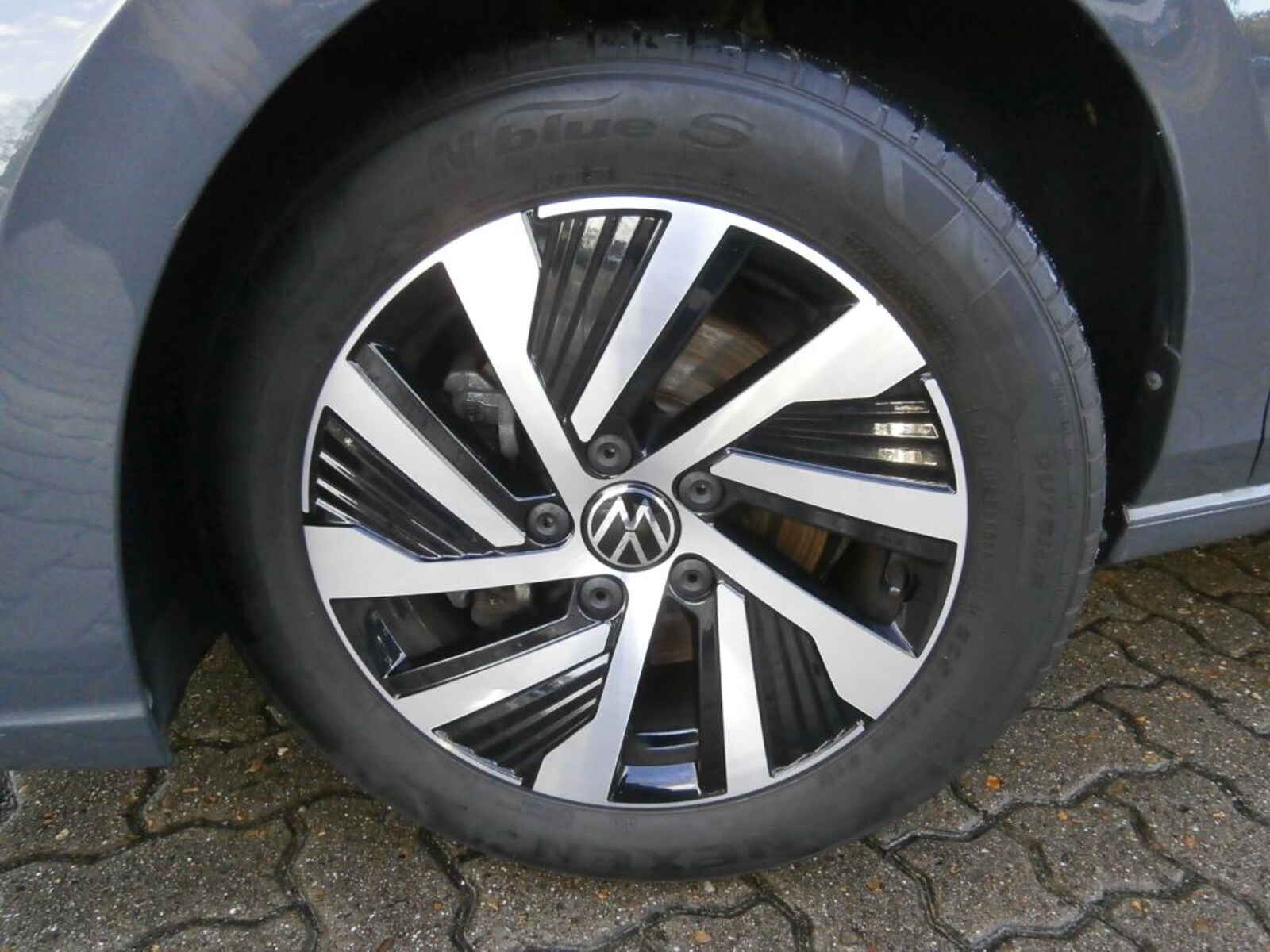 Volkswagen Golf – Bild 4