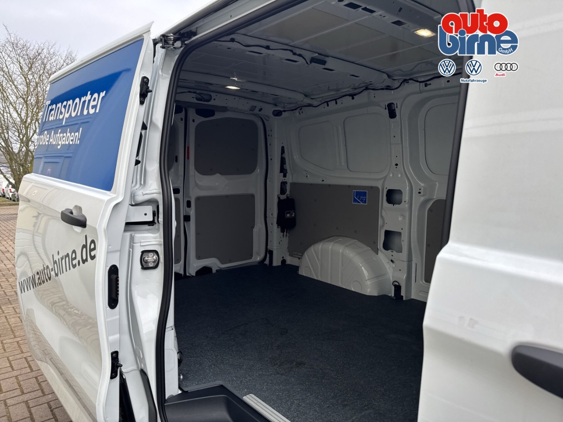 Volkswagen Transporter Kasten kurzer Radstand