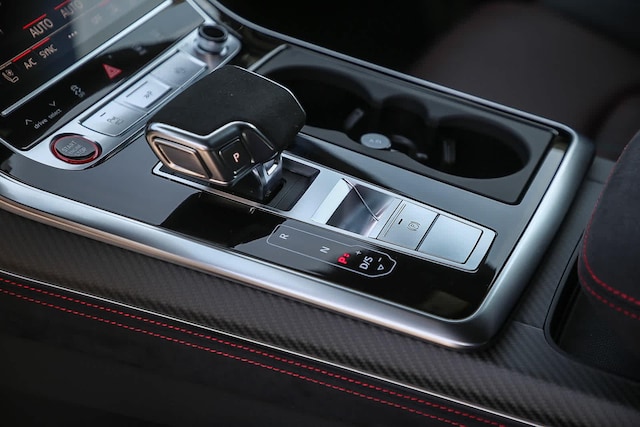 2025 Audi RS Q8 Base - Photo 23