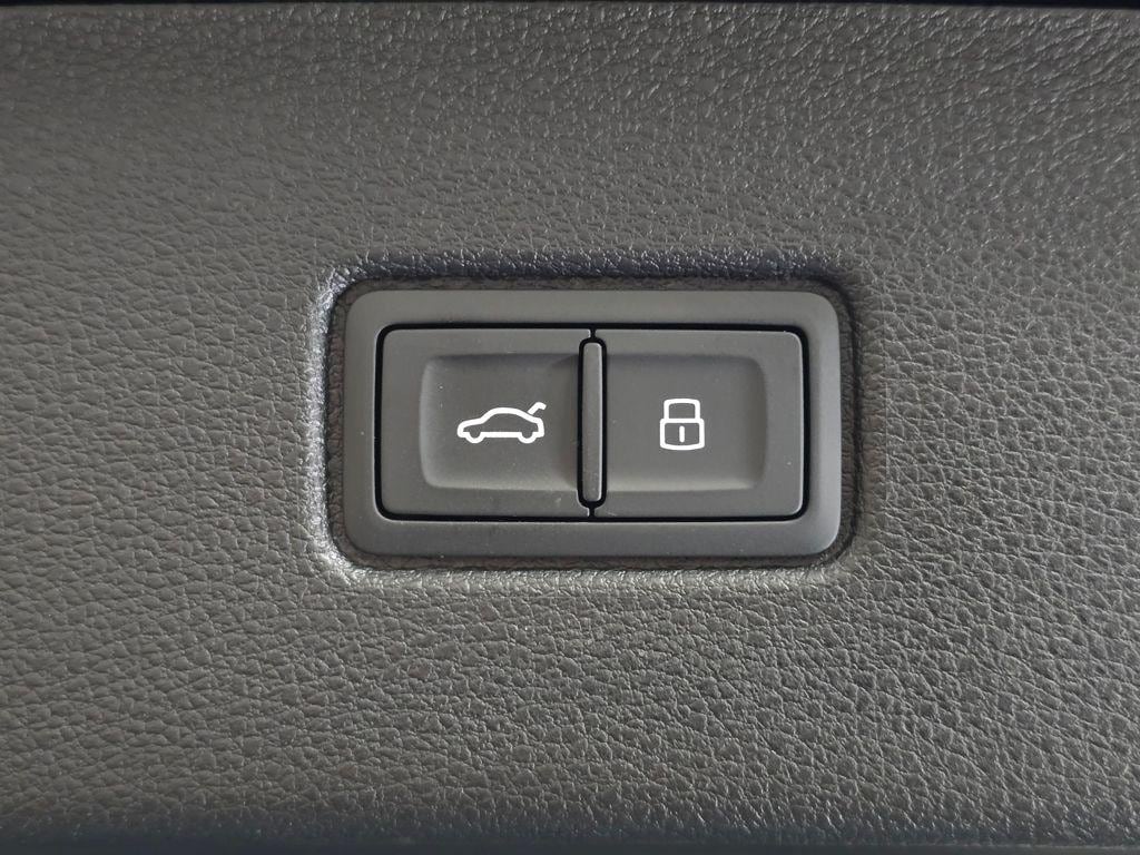 2026 Audi Q7 Premium Plus - Photo 10