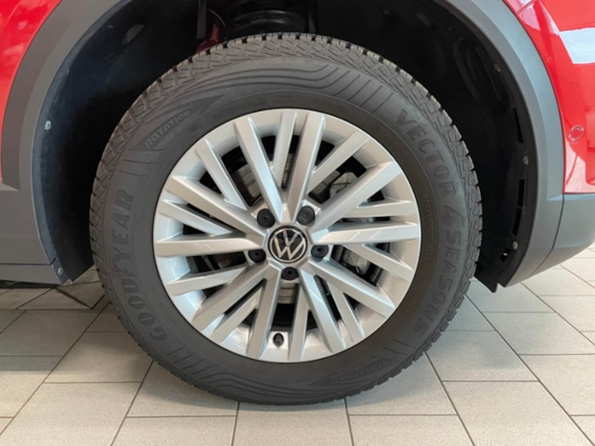 Volkswagen T-Roc Life