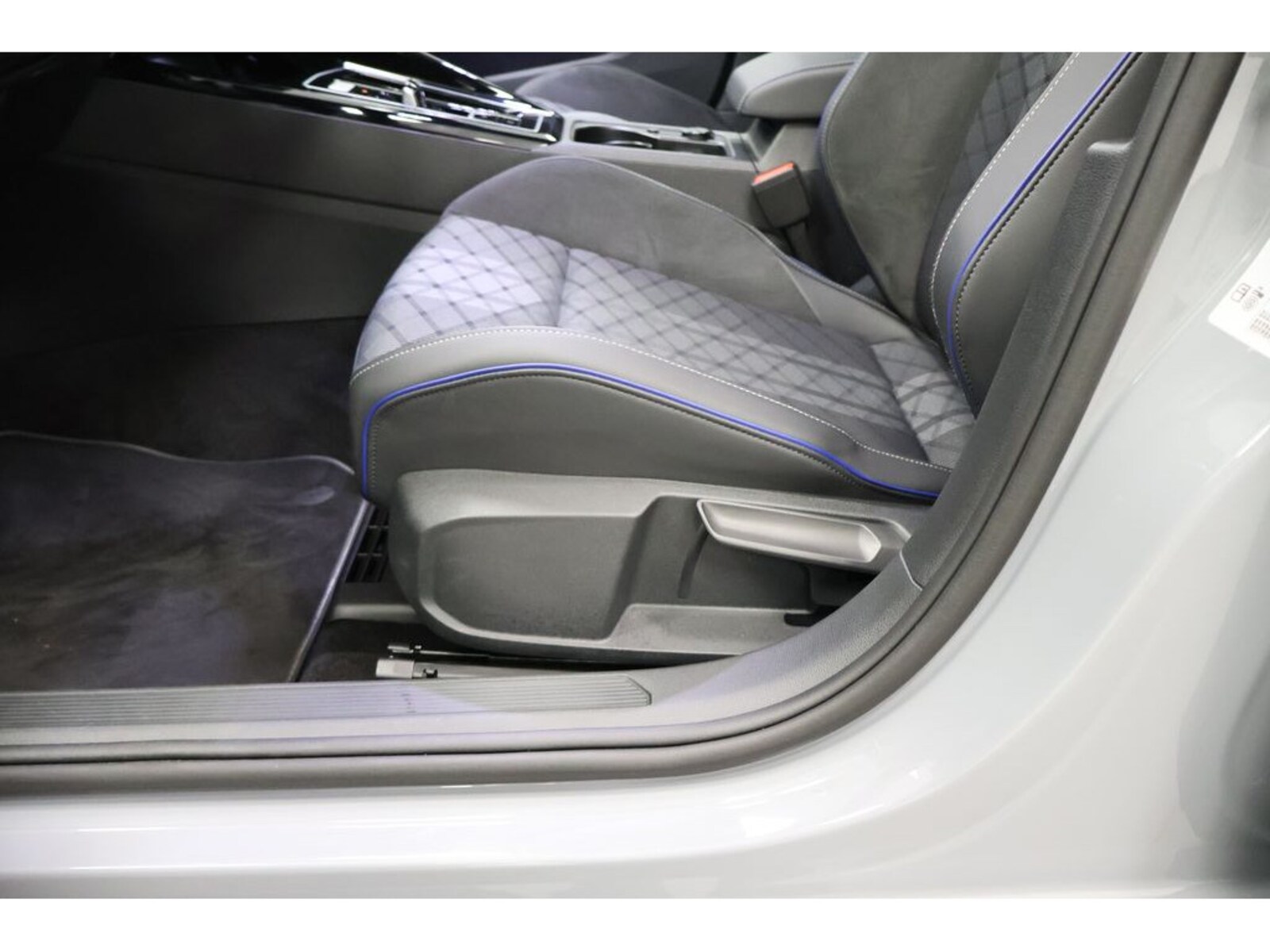 Volkswagen Golf Variant – Bild 24