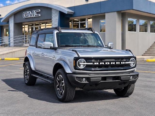 2022 Ford Bronco 4-Door Outer Banks