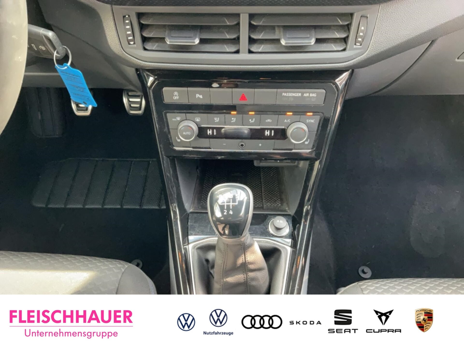 Volkswagen T-Cross United