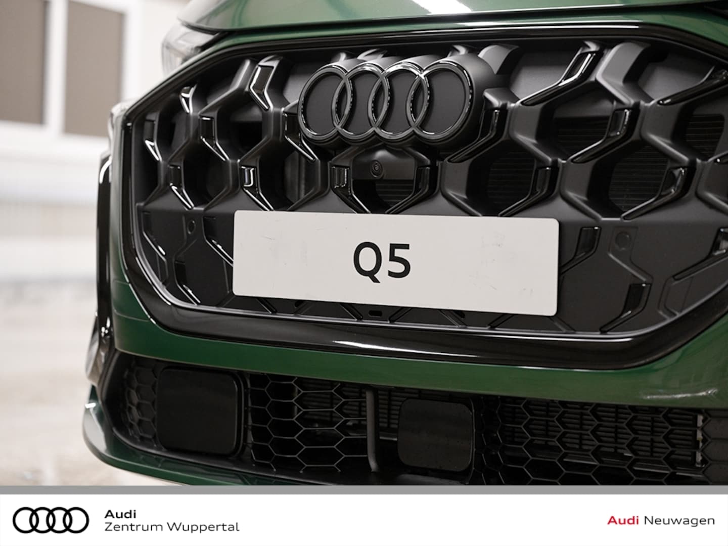 Bild über Audi Q5 SUV TDI quattro 150 kW S tronic - für weitere Informationen kontaktieren Sie den Audi Partner
