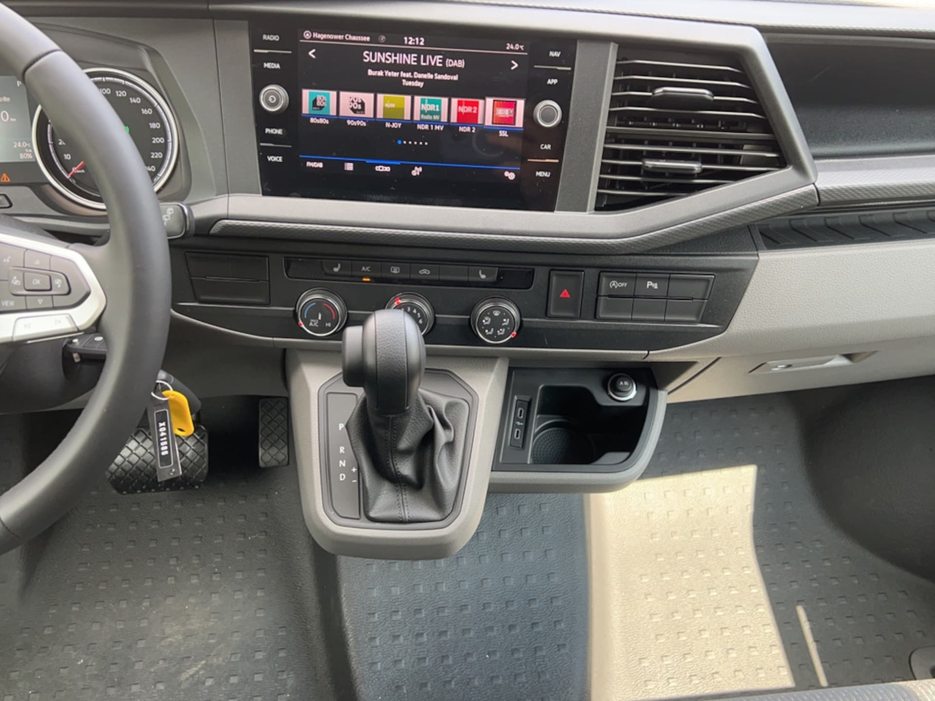Volkswagen T6.1 Transporter Kombi kurzer Radstand