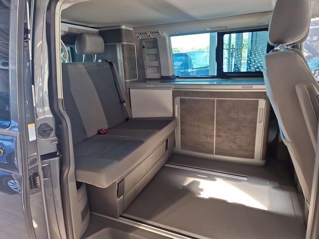 Volkswagen T6.1 California