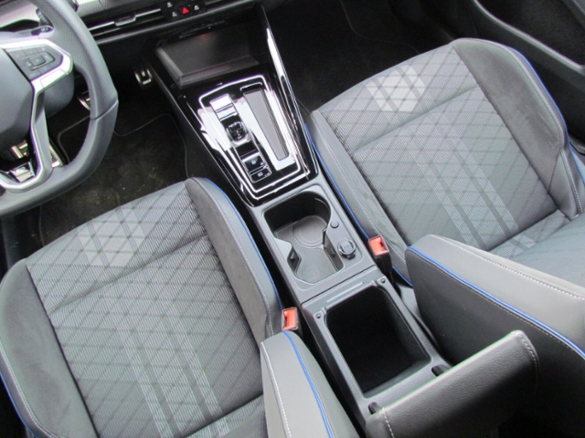 Volkswagen Golf Variant R-Line