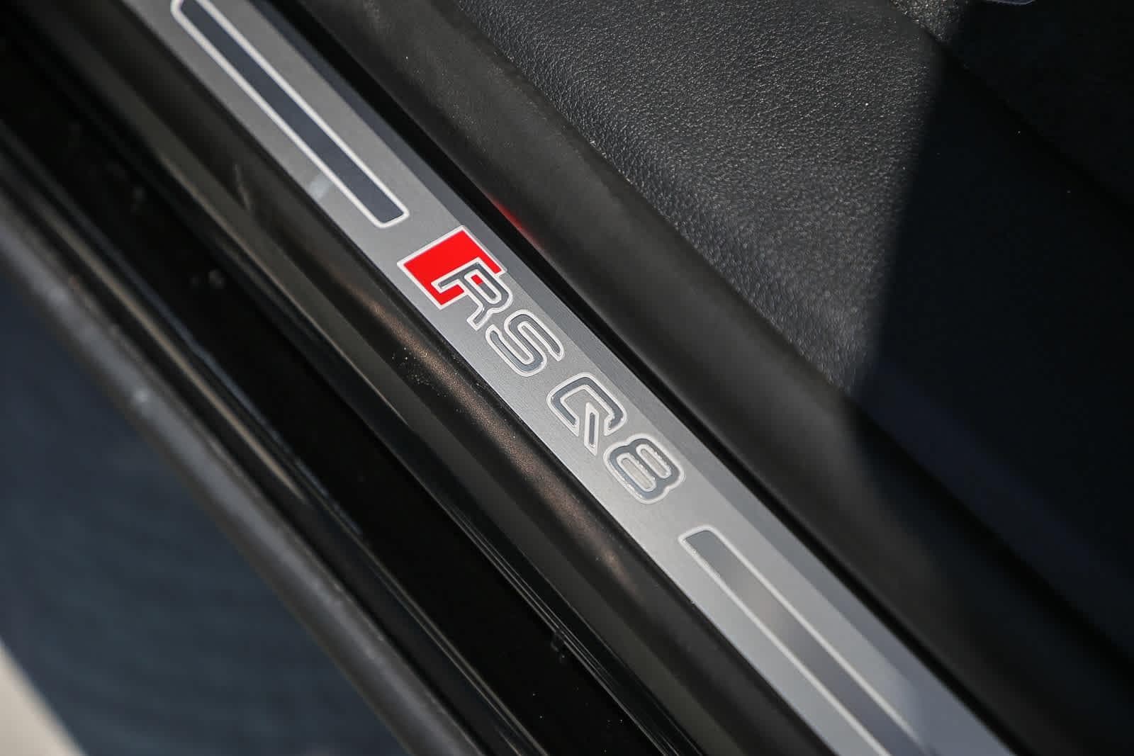 2025 Audi RS Q8 Base - Photo 25