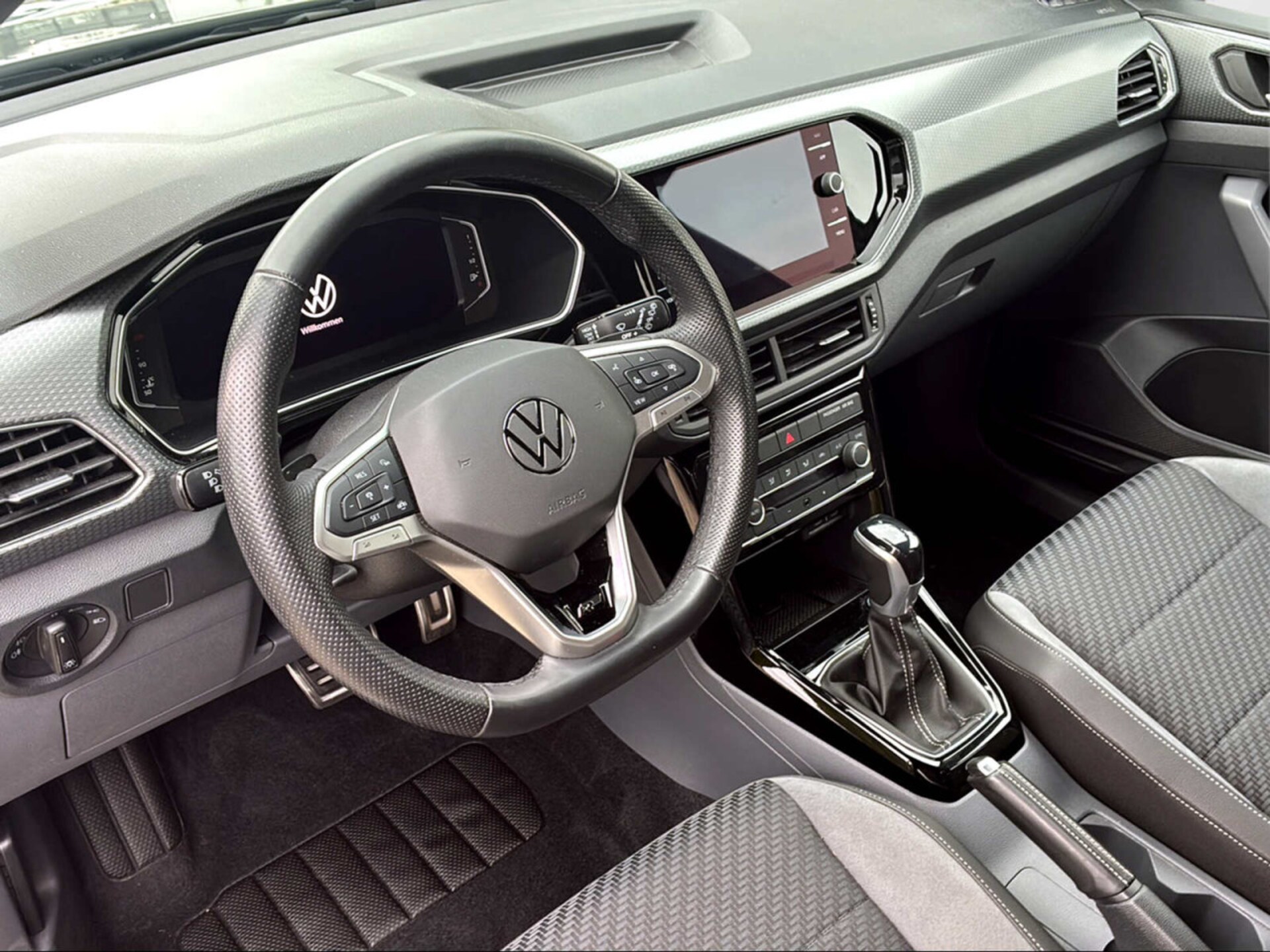 Volkswagen T-Cross Style