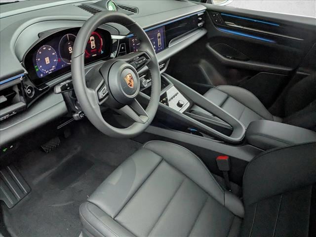 2025 Porsche Macan Electric