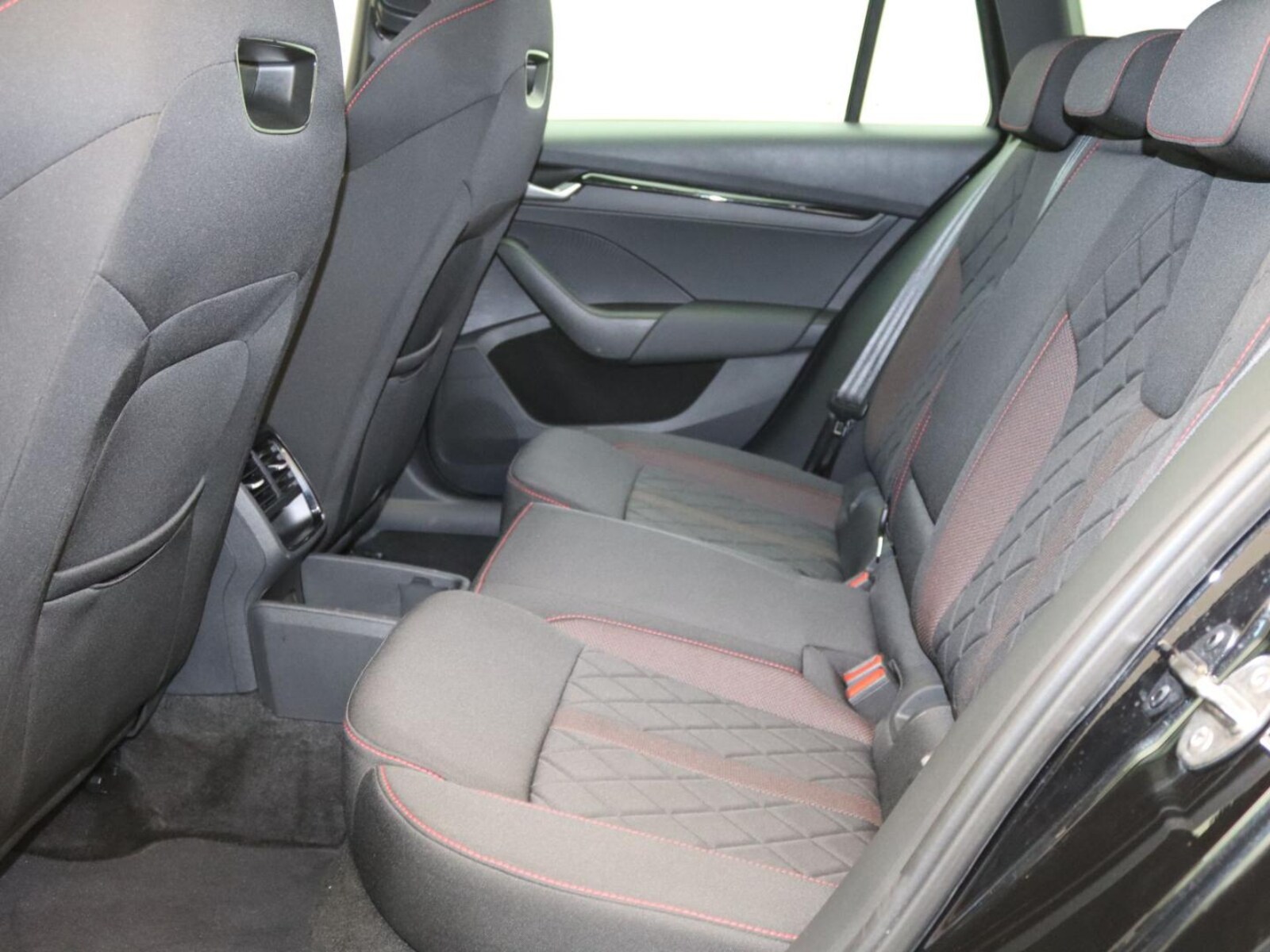 Škoda Octavia Combi – Bild 11