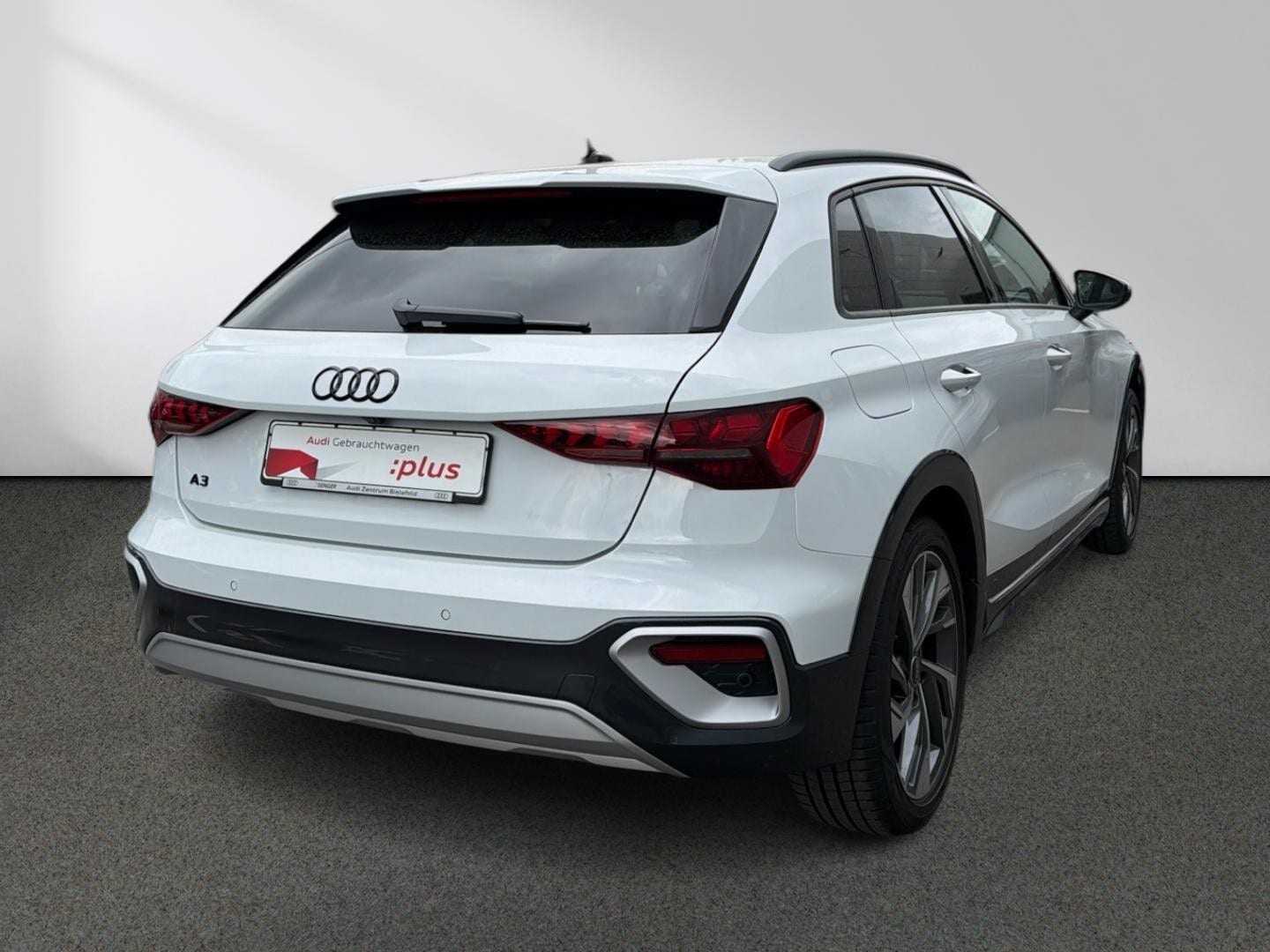 Bild über Audi A3 allstreet TFSI e 40 TFSI e S tronic - für weitere Informationen kontaktieren Sie den Audi Partner