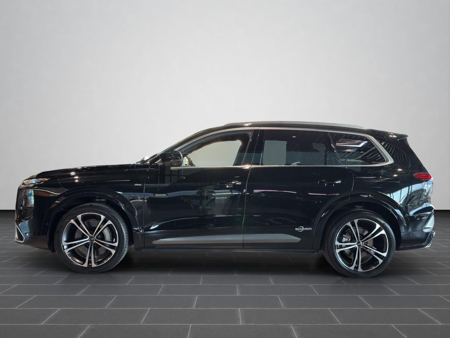 Bild über Audi Q7 SUV TDI quattro 220 kW tiptronic - für weitere Informationen kontaktieren Sie den Audi Partner