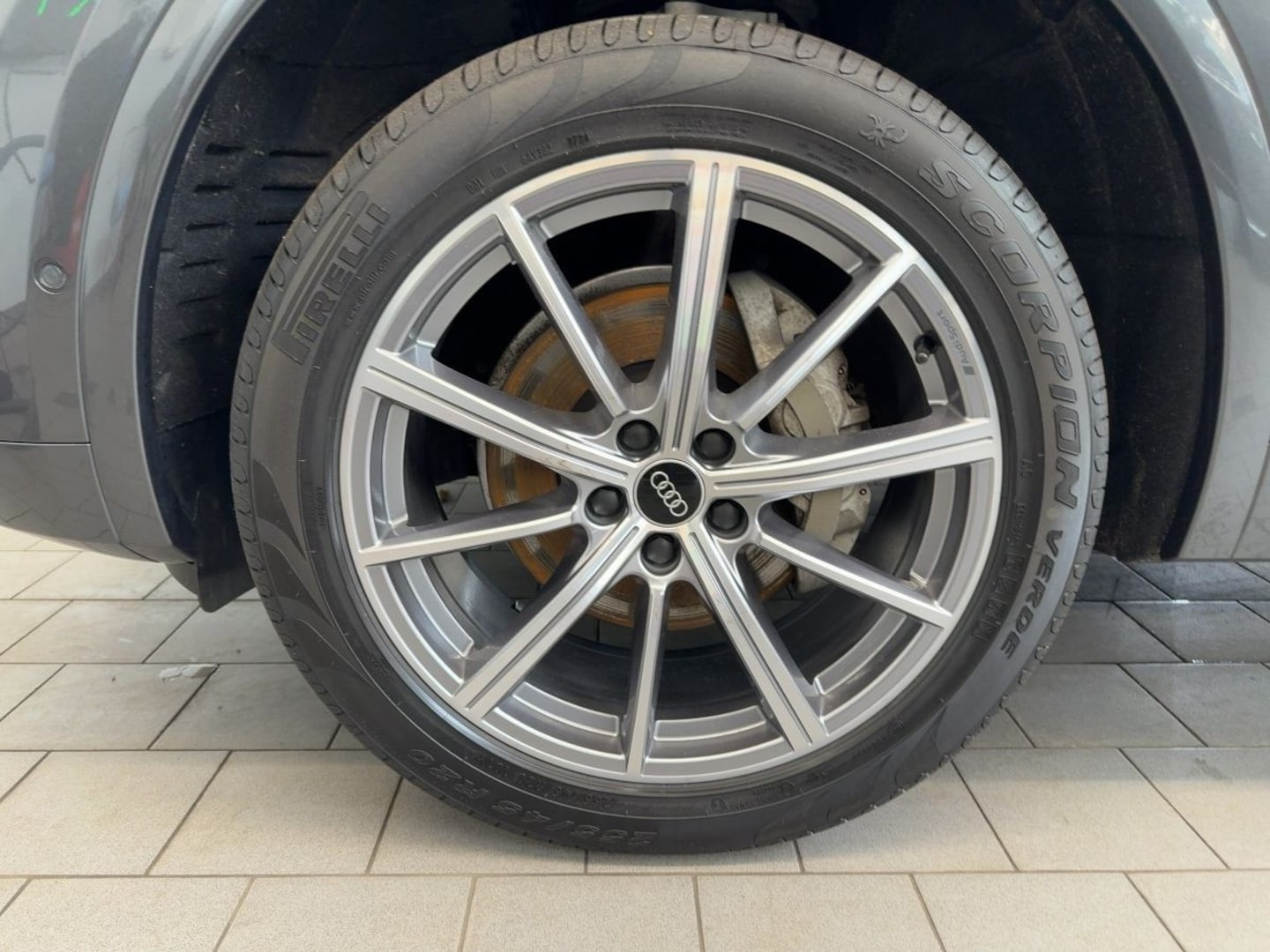 Bild über Audi Q5 40 TDI quattro 150 kW S tronic - für weitere Informationen kontaktieren Sie den Audi Partner