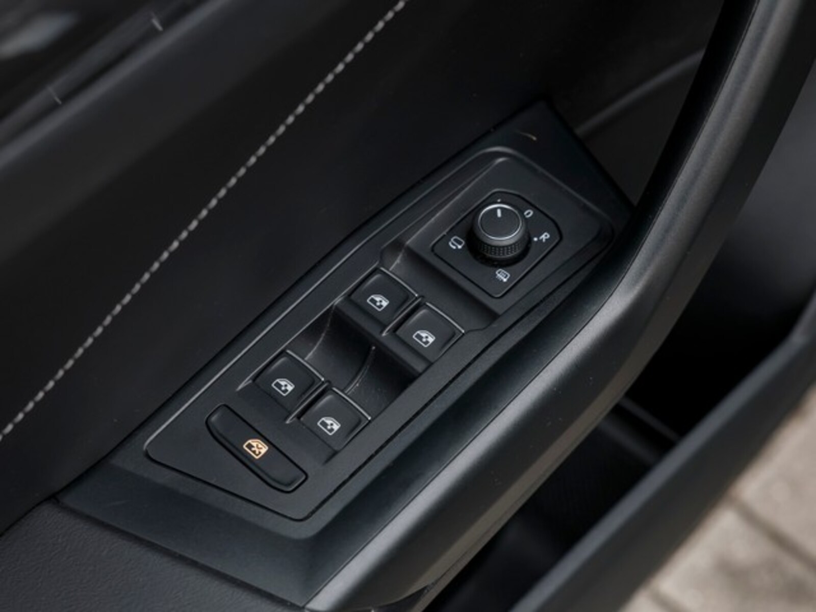 Volkswagen T-Roc – Bild 12