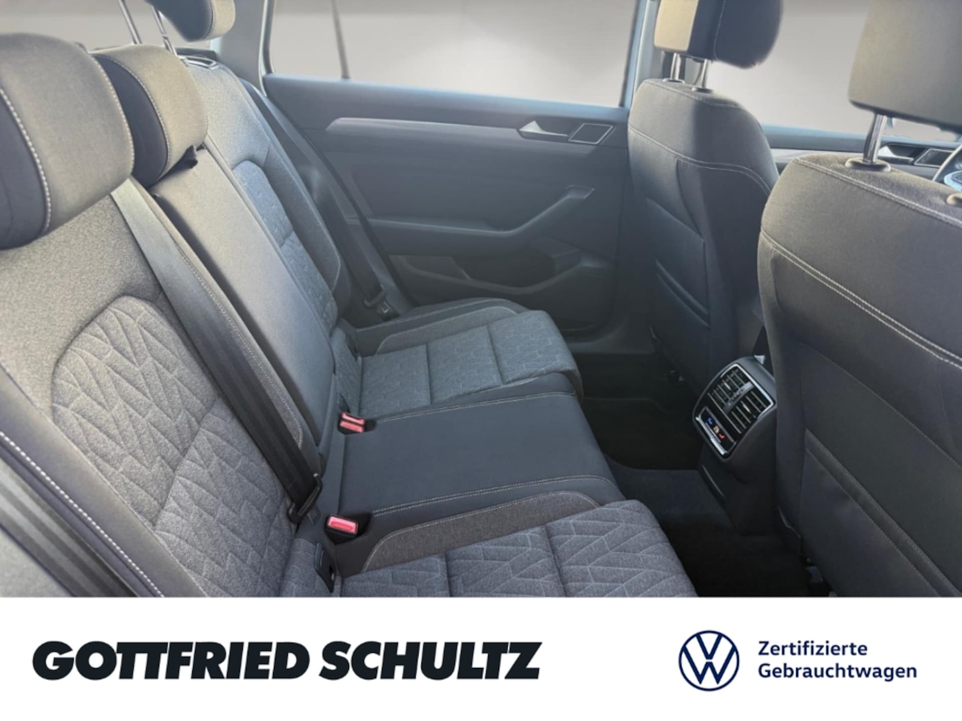 Volkswagen Passat Variant Business