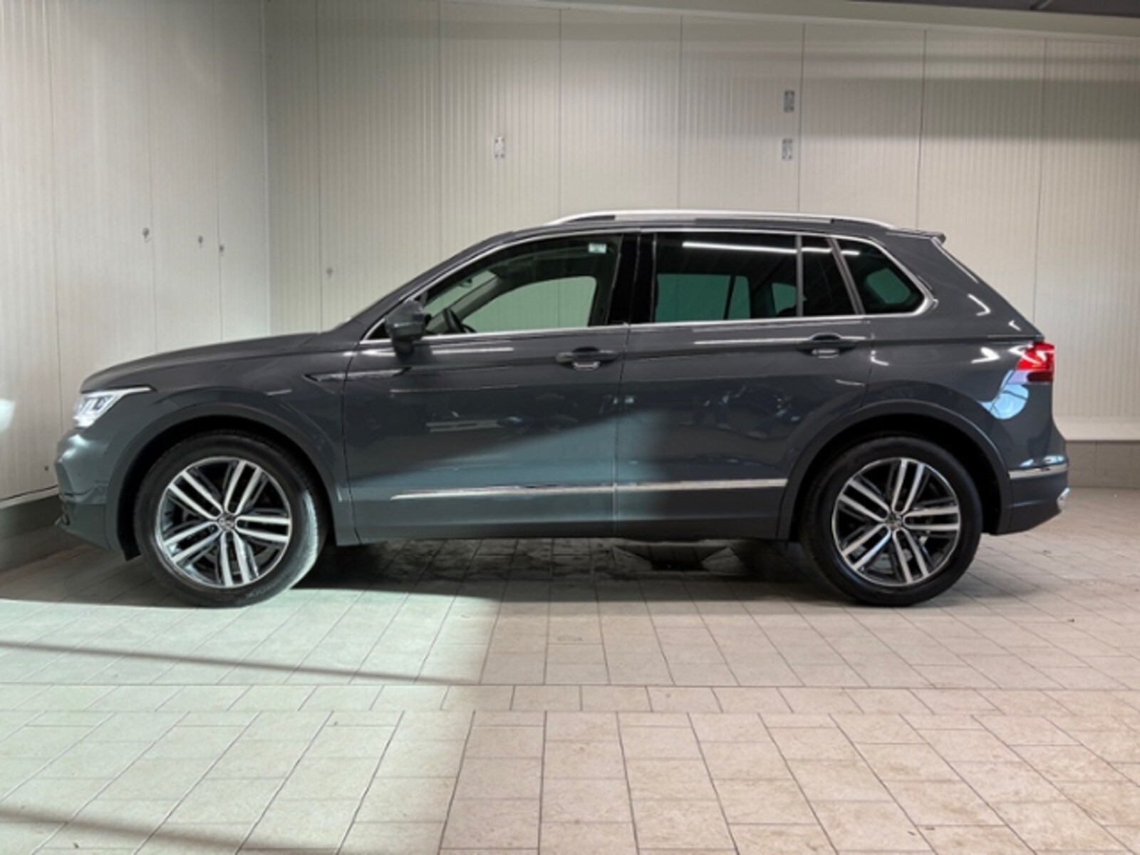 Volkswagen Tiguan – Bild 3