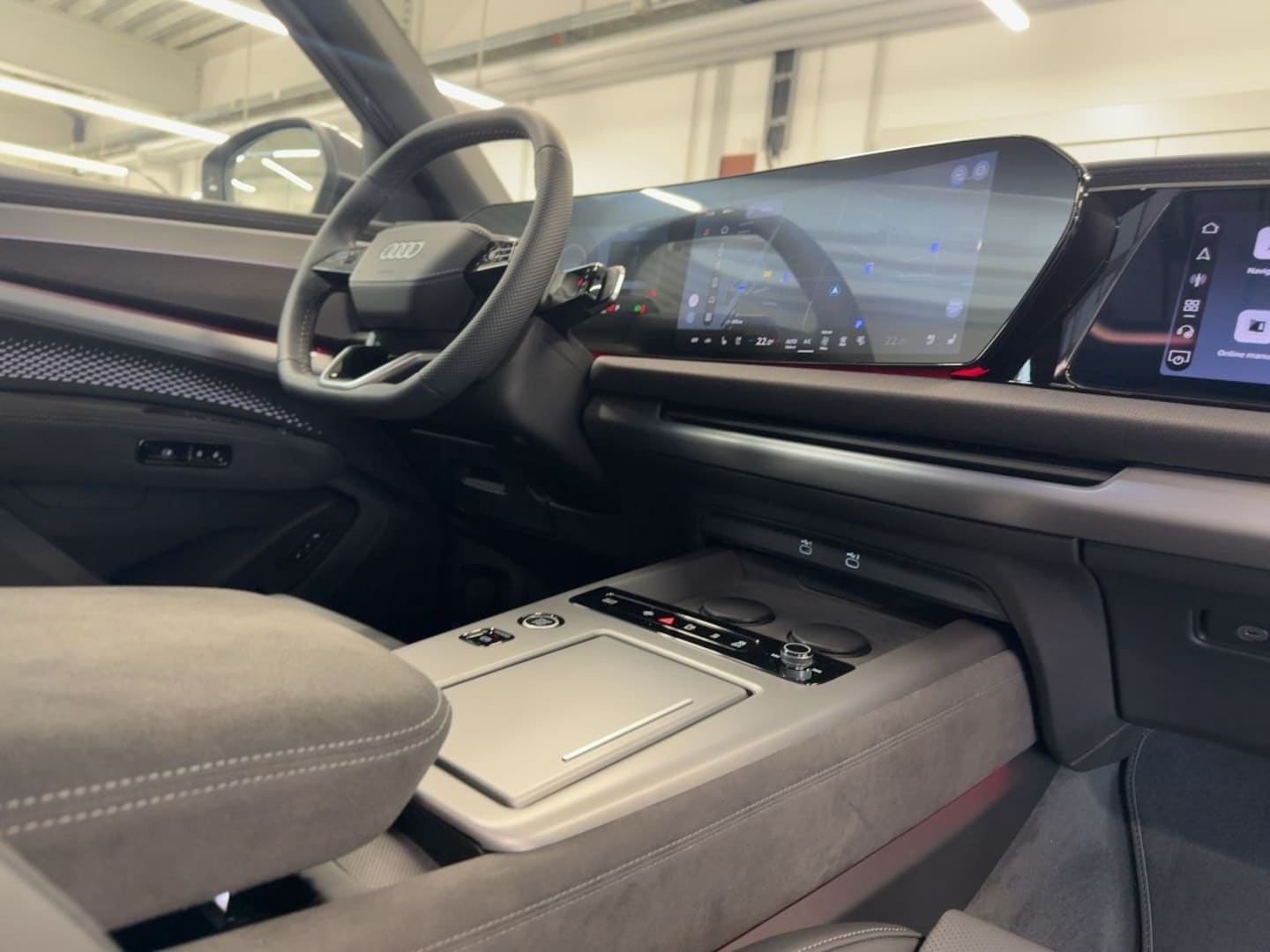 Bild über Audi Q7 SUV TDI quattro 220 kW tiptronic - für weitere Informationen kontaktieren Sie den Audi Partner