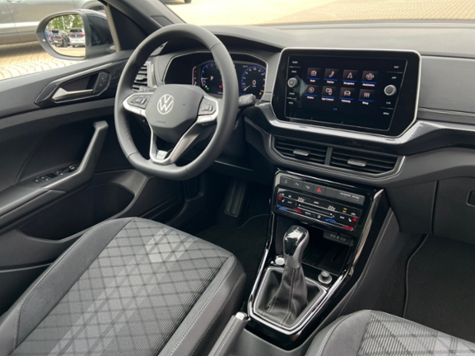 Volkswagen T-Cross – Bild 11
