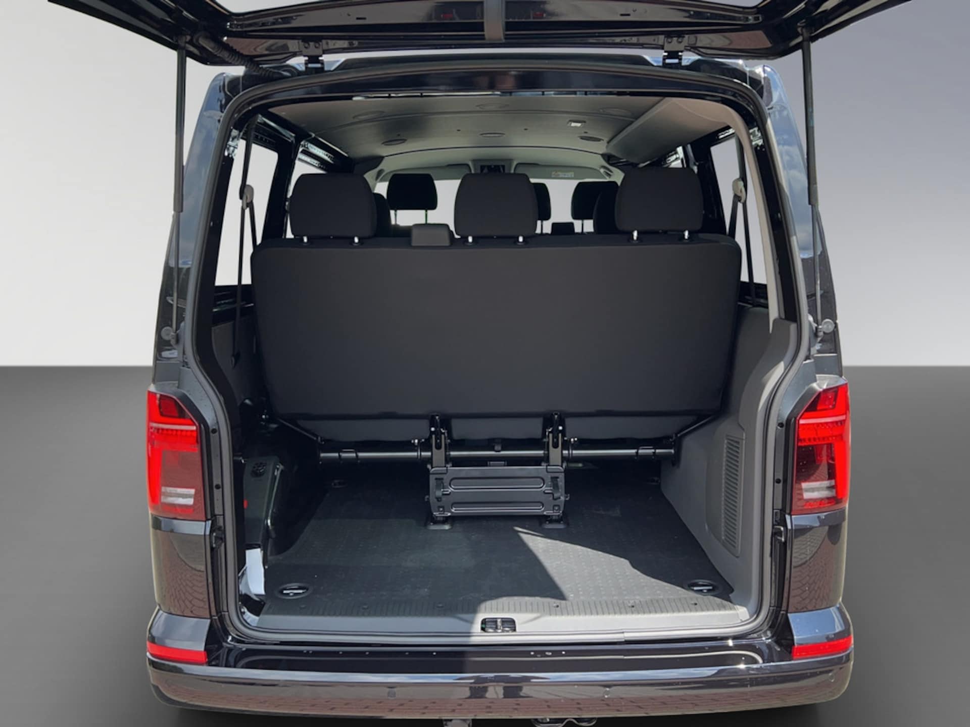 Volkswagen T6.1 Transporter Kombi kurzer Radstand