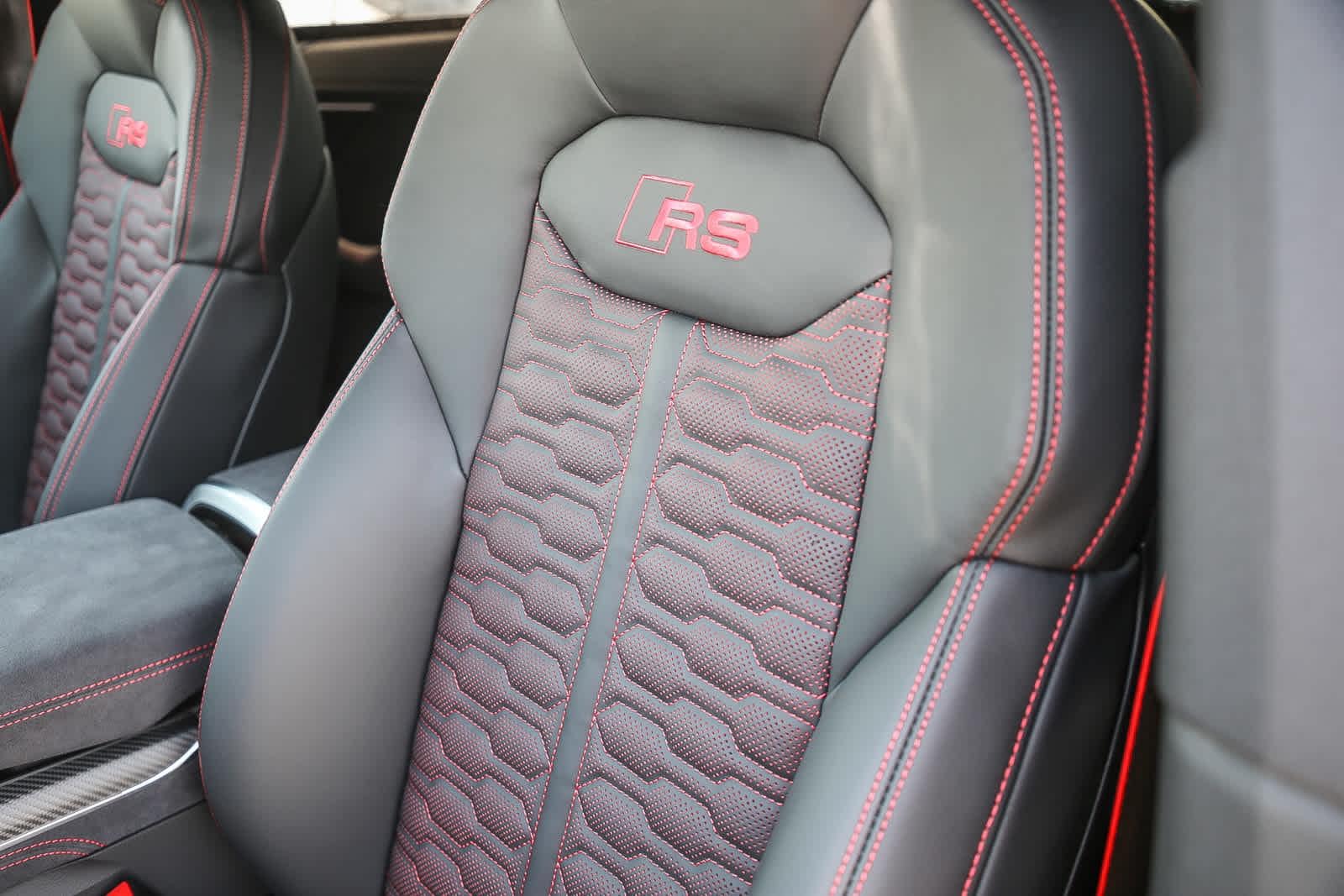 2025 Audi RS Q8 Base - Photo 29