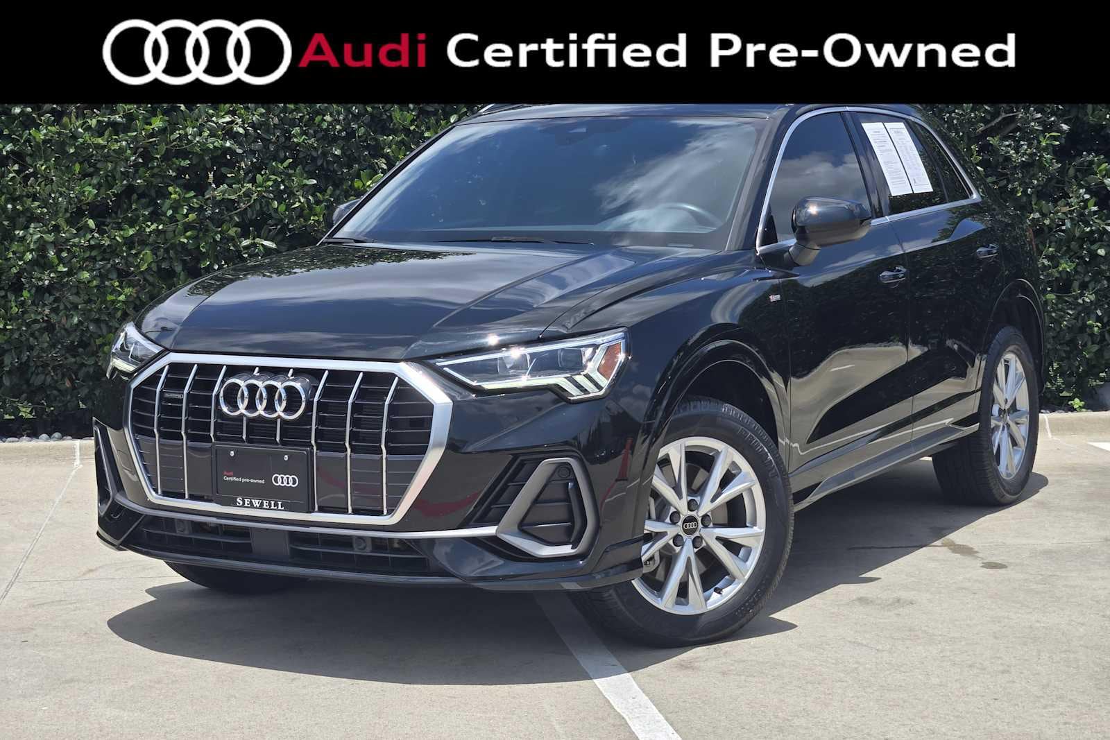 2024 Audi Q3 45 TFSI S Line Premium quattro's photo