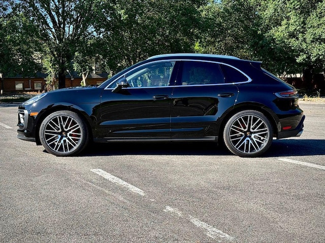 2025 Porsche Macan
