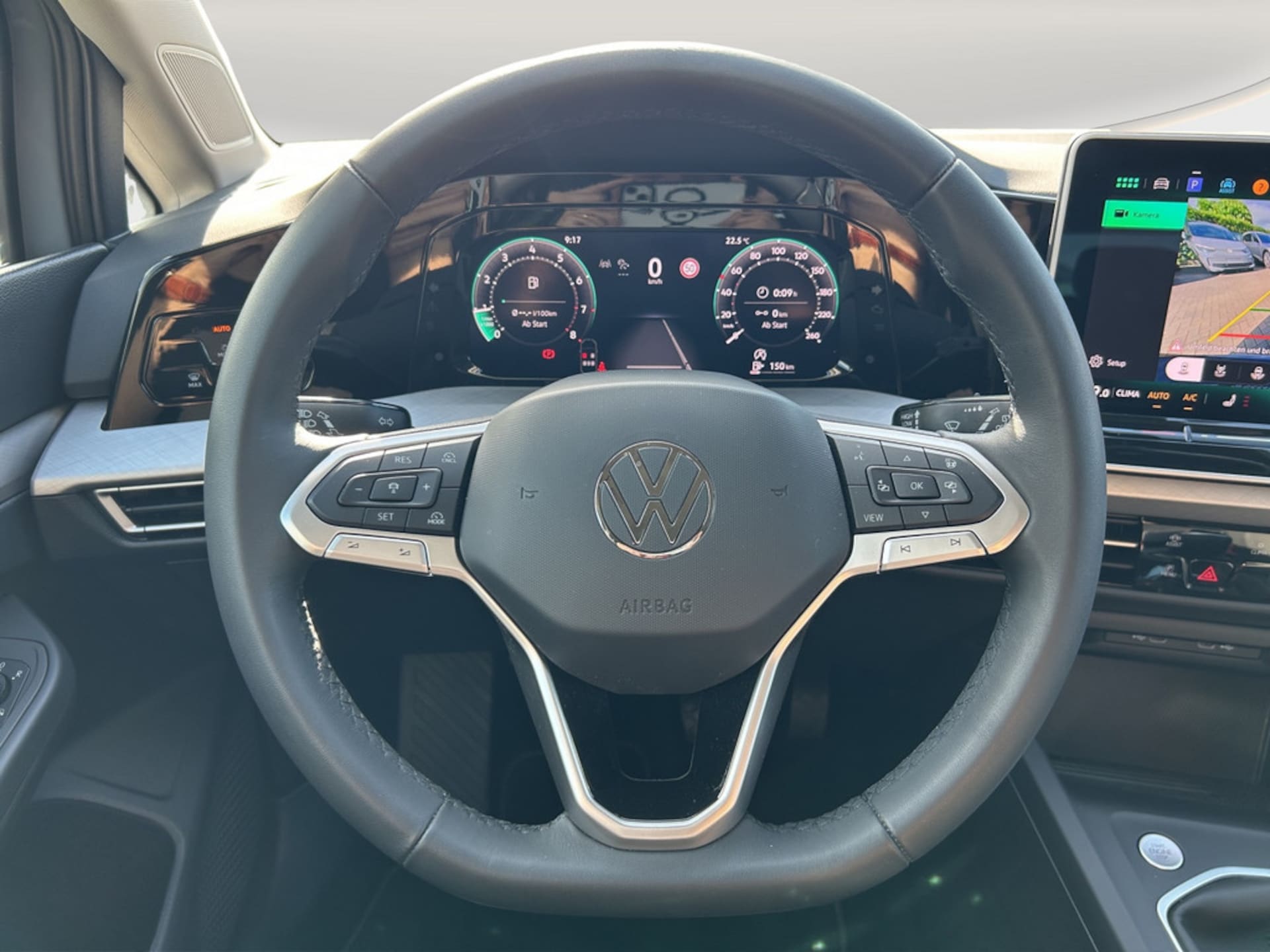 Volkswagen Golf Variant Life