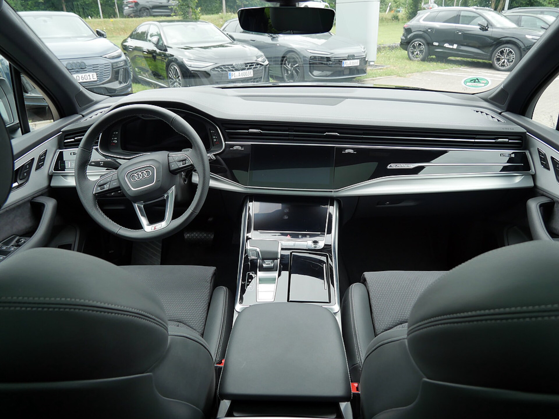 Audi Q7 SUV TFSI e S line