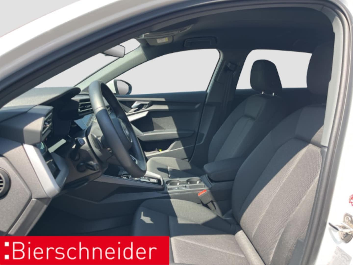 Bild über Audi A3 Sportback 30 TFSI S tronic - für weitere Informationen kontaktieren Sie den Audi Partner