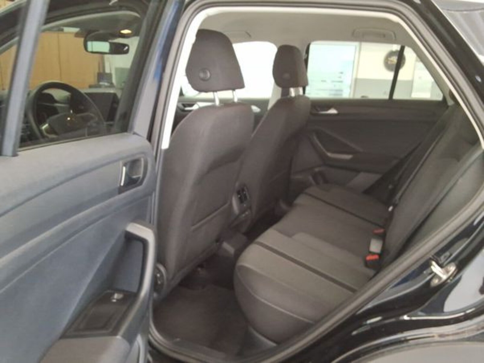 Volkswagen T-Roc – Bild 8