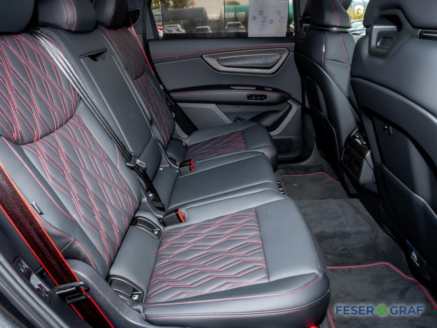 Bild über Audi Q7 SUV TDI quattro 220 kW tiptronic - für weitere Informationen kontaktieren Sie den Audi Partner