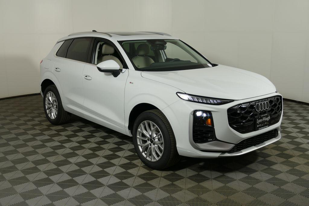 2026 Audi Q3 S line quattro's photo