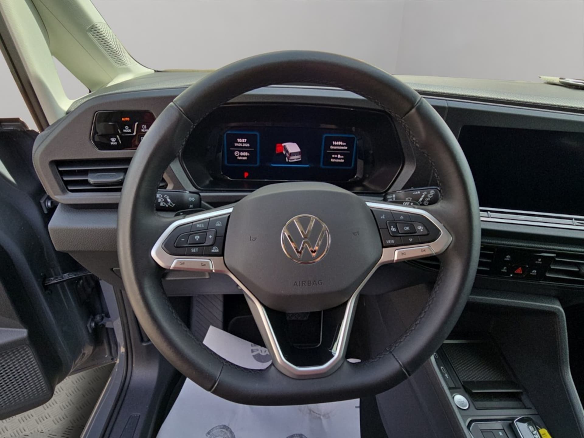 Volkswagen Caddy Maxi Basis-Modell