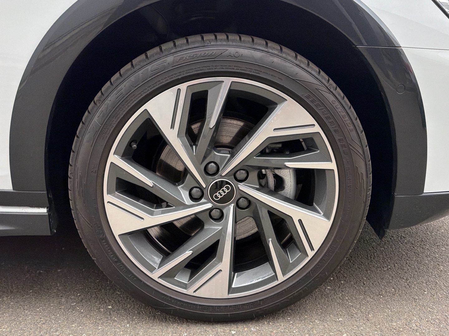 Bild über Audi A3 allstreet TFSI e 40 TFSI e S tronic - für weitere Informationen kontaktieren Sie den Audi Partner