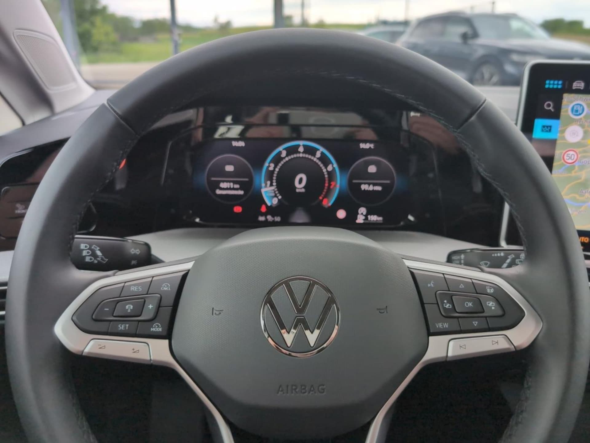 Volkswagen Golf Style