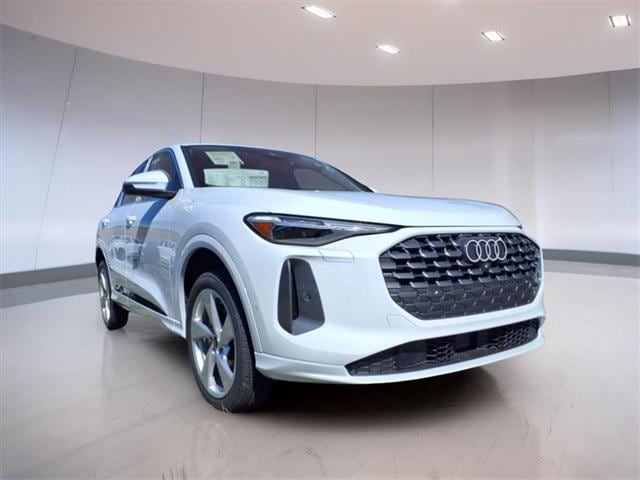 Photo of 2025 Audi Q5 